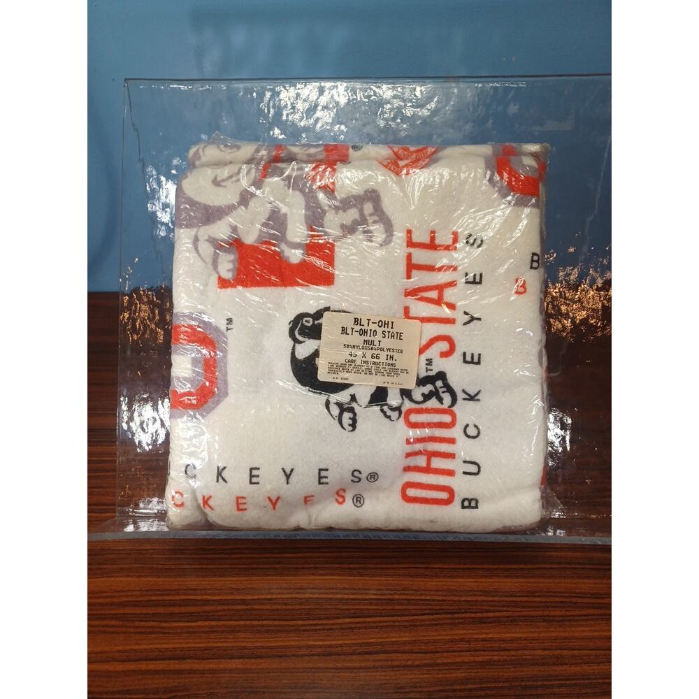 Vintage Ohio State Buckeyes 45×66 Throw/Blanket Sealed USA Football Sports Fun